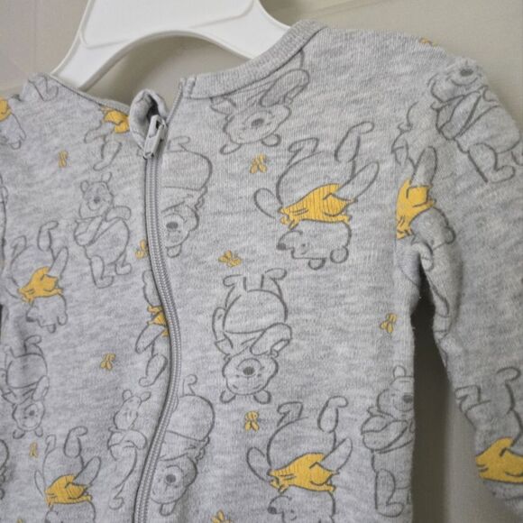 3/$15 Disney Winne The Pooh Sleeper Nb - Picture 2 of 4